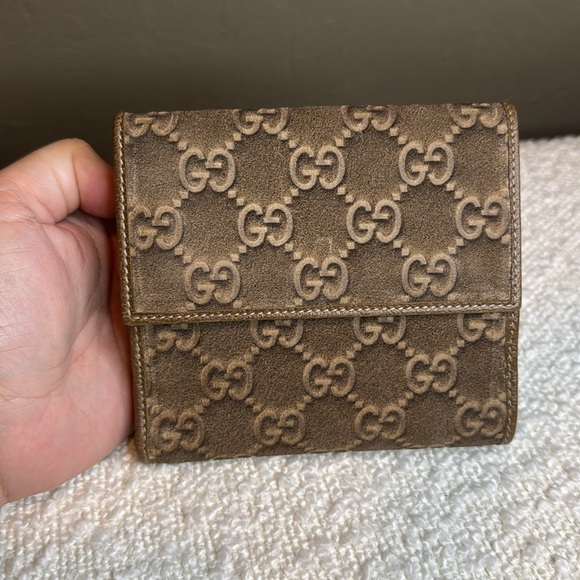 Gucci Abbey Compact Wallet - Picture 5 of 13